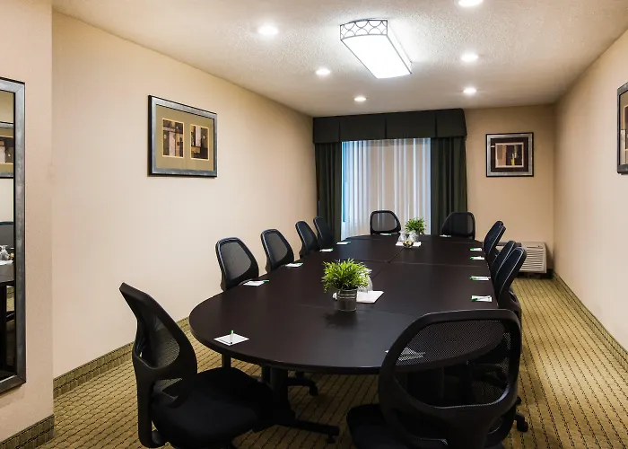 Holiday Inn Hasbrouck Heights-Meadowlands By Ihg